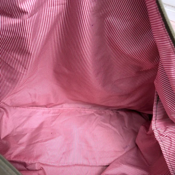 Herschel Supply Duffle Bag Army Olive Green Canvas Tote Weekender Carryall - Picture 10 of 11